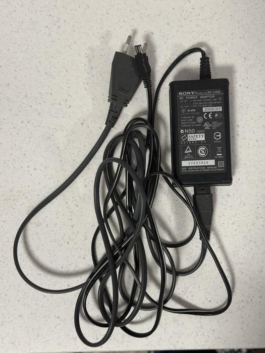 Sony AC-L15A адаптер постоянного питания для камер