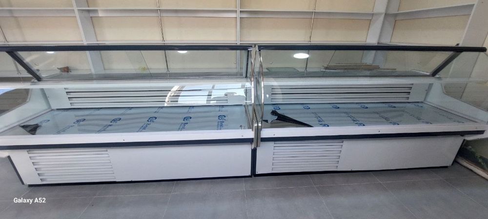 Витрина холодильник