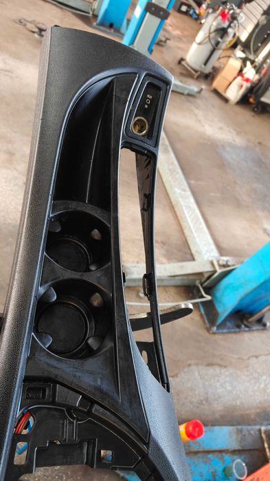 Централна конзола за БМВ е87 2007