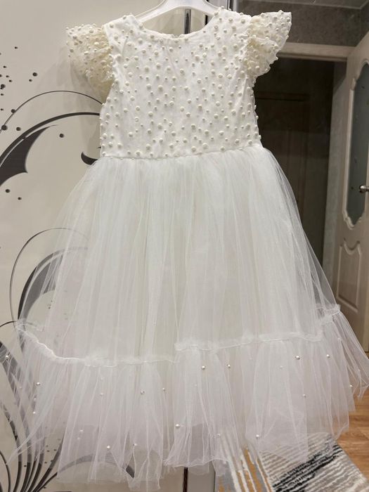 Продам платье на девочку