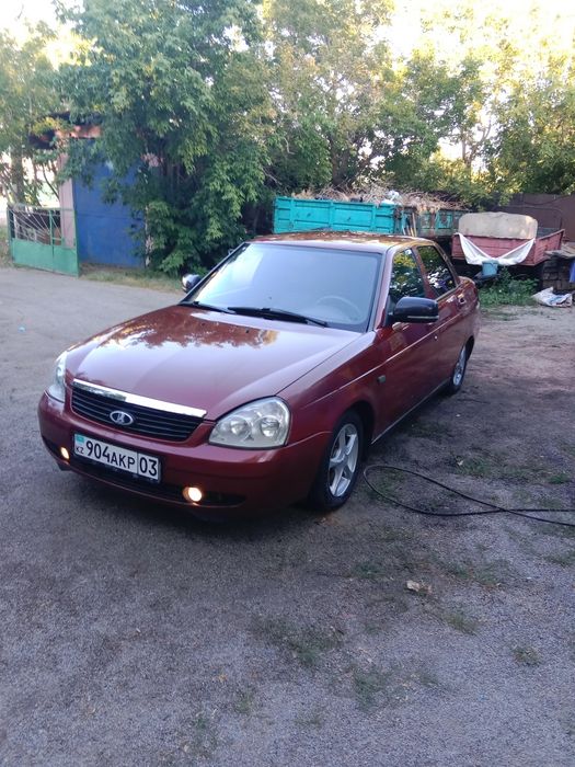 Продам приору   ..