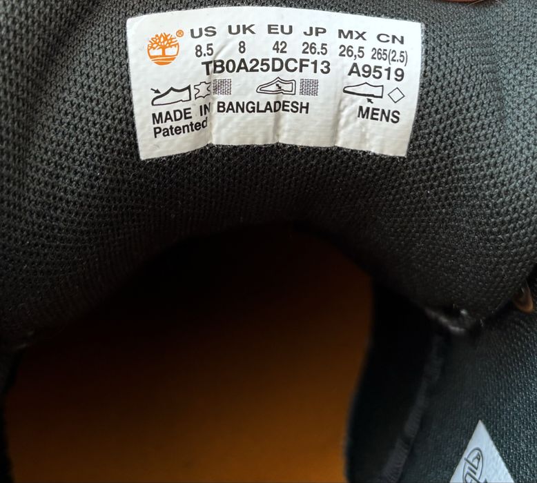 Продам кроссовки Timberland