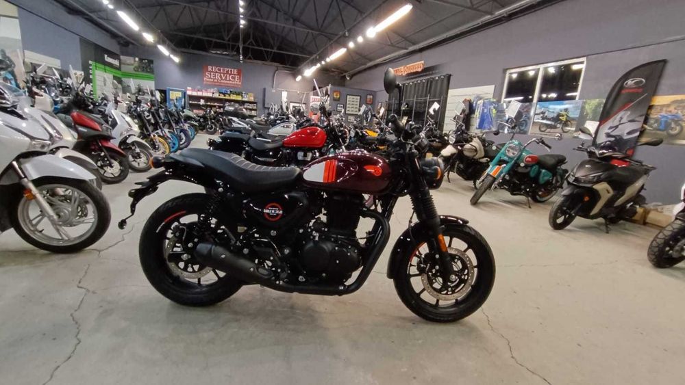 Royal Enfield Hunter 350  / A2 - PROMO by EST BIKE