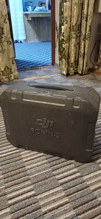 Ronin s сотилади холати яхши