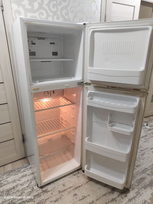 Холодильник LG Fresh Master 2х камерный