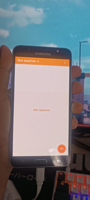 Смартфон Samsung J7 2016