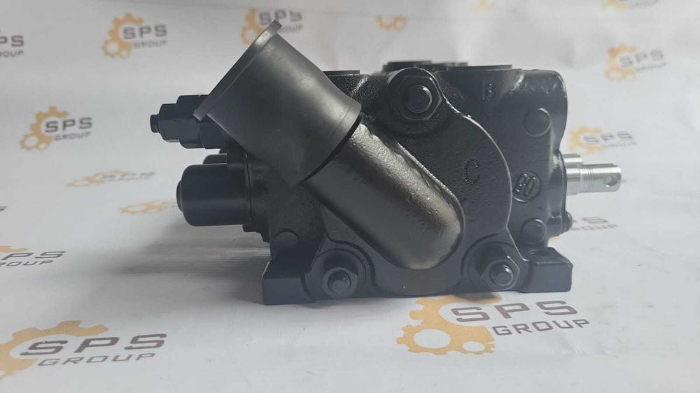 Гидрораспределитель 4-х секционный