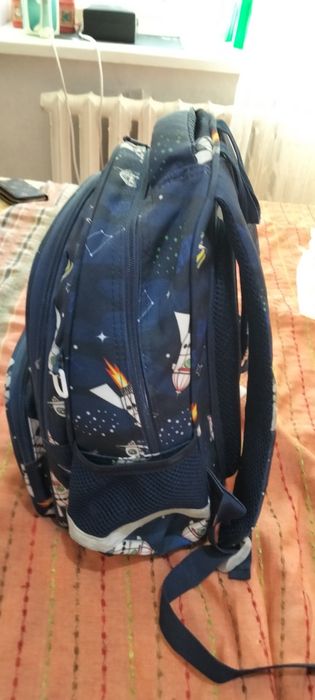 Продам школьный рюкзак