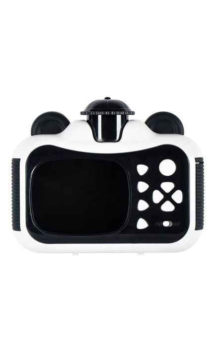 Фотоаппарат с мгновенной печатью.