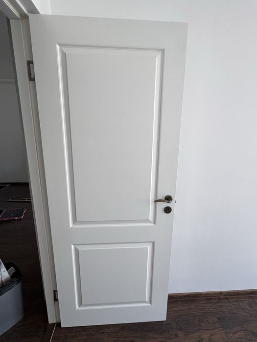 Usi interior albe  1 buc 70x200, 2 buc 80x200