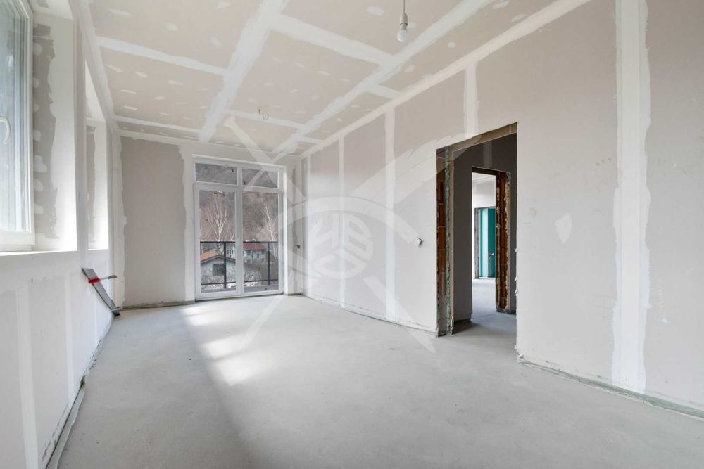 Продава се Къща в с. Владая, Област София-град - 285 кв.м за 1162 €/кв.м - Снимка #5