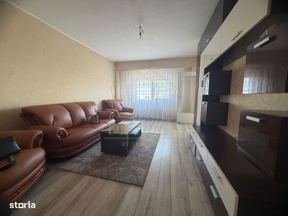 Apartament decomandat cu 5 camere si 2 bai, etaj 2| Calea Buziasului