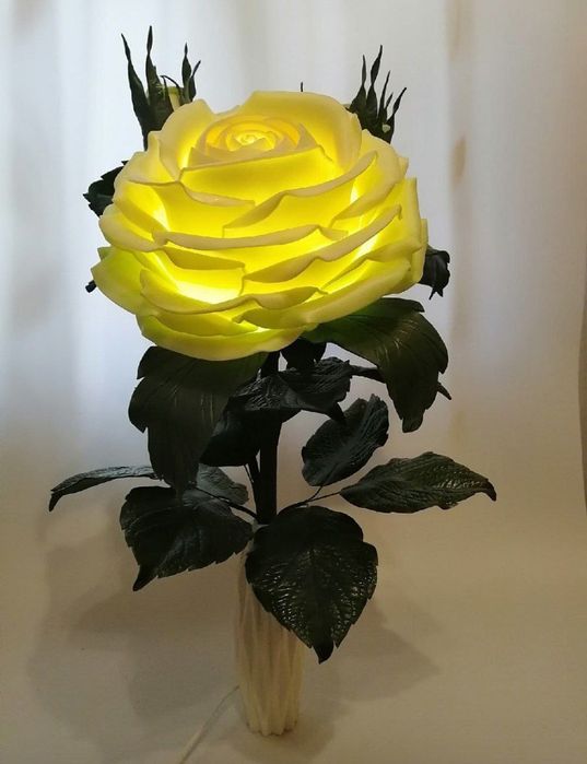 Цветы на заказ , есть  и  в наличии  отличный подарок