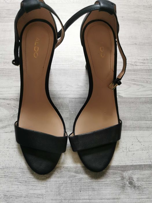 Sandale din piele cu toc Aldo, marimea 39