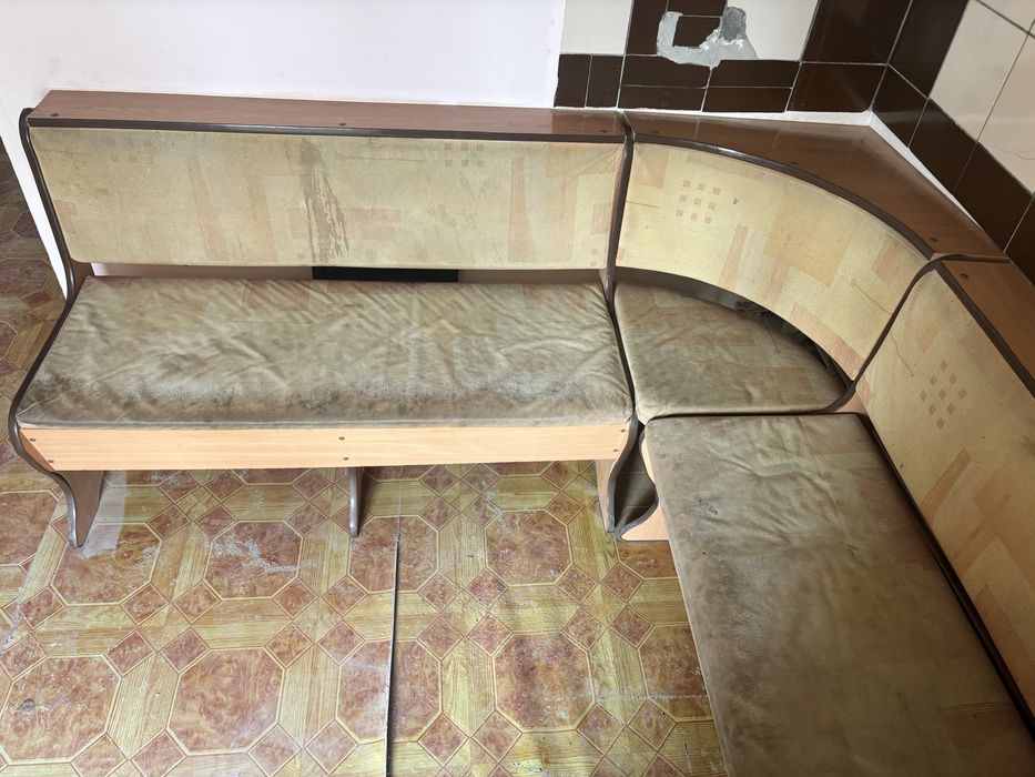 Уголок мебель кухонный