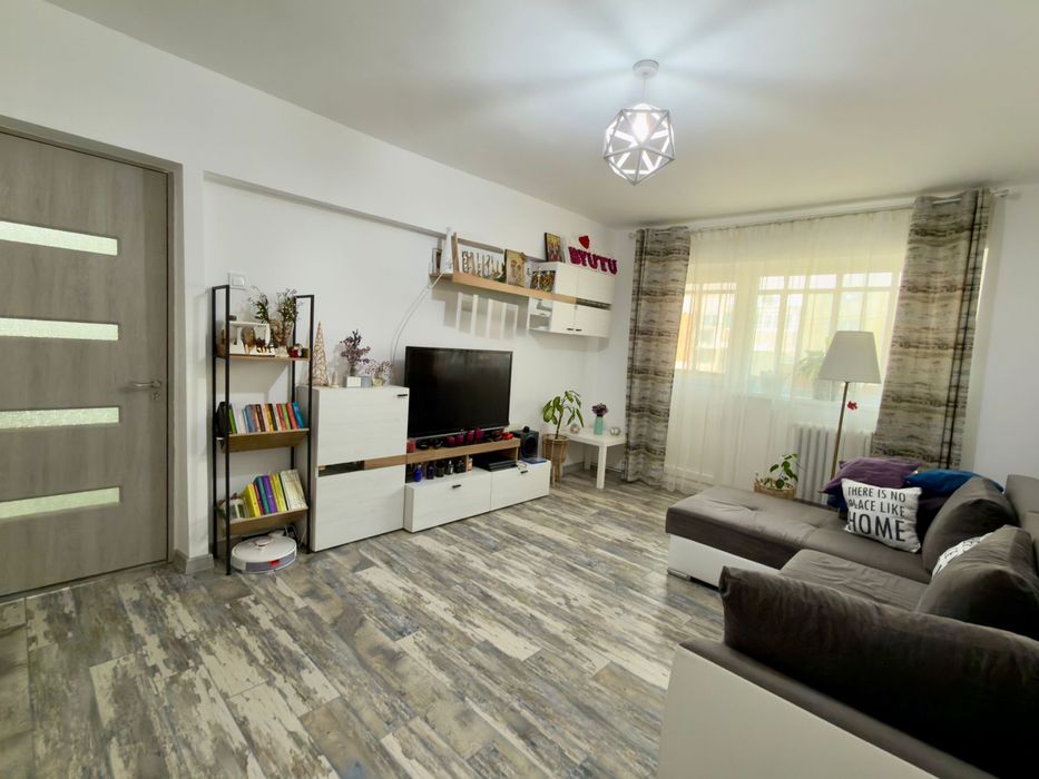 Apartament 2 Camere decomandat, renovat, zona Ciuperca (Str Bibescu)