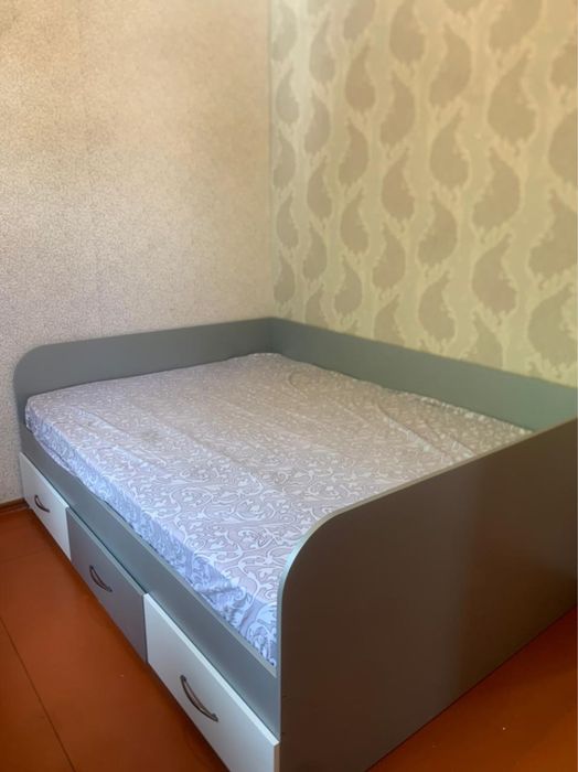 Кровать двухспальная