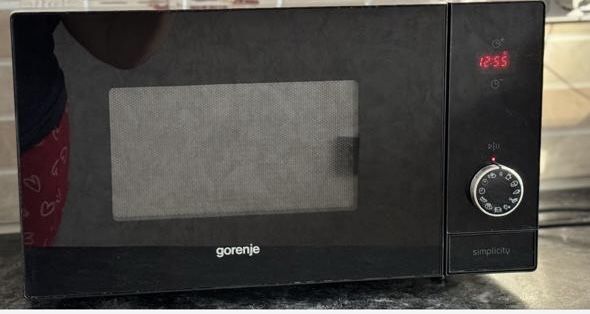 Продам микроволновую печь Gorenje