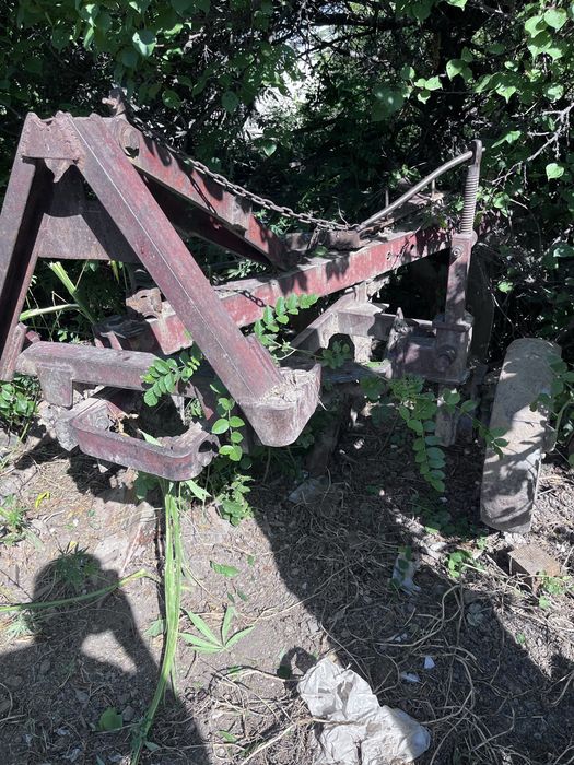 В продаже есть плуг