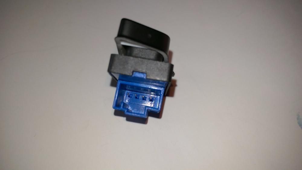 Buton inchidere centralizata blocare usi pentru VW Golf 5 Jetta Tiguan