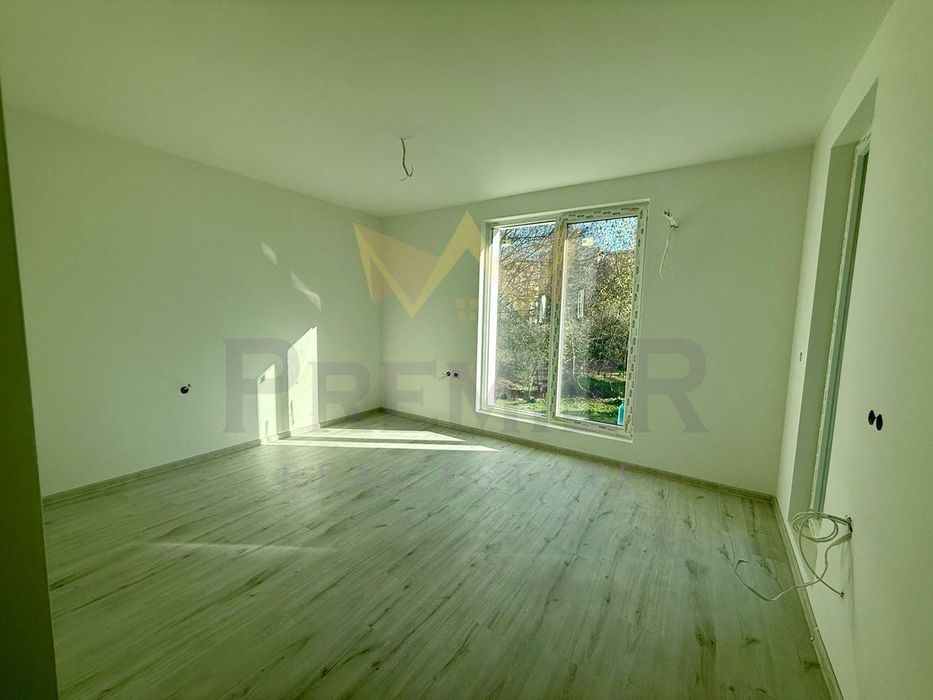 Продава се Едностаен апартамент в к.к. Слънчев бряг - 39 кв.м за 778 €/кв.м - Снимка #6