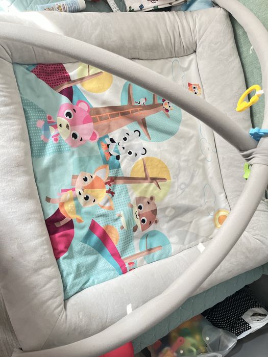 Продам развивающие коврики для детей.Игрушки есть