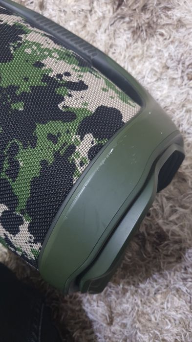 Vând boxă JBL în stare bună