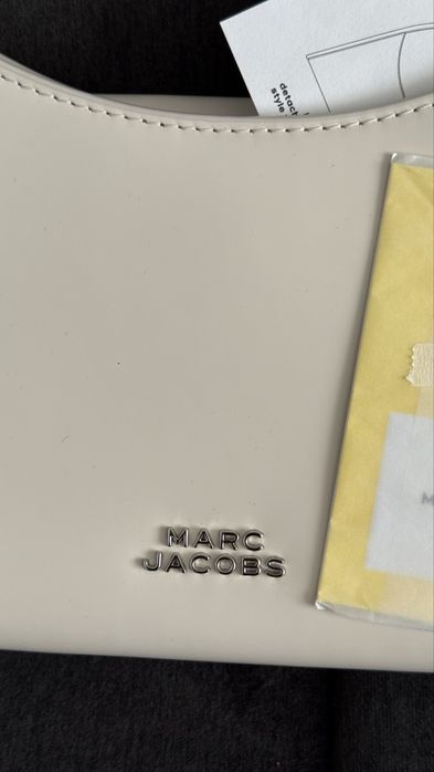 Marc Jacobs bag the clip claw medium beige