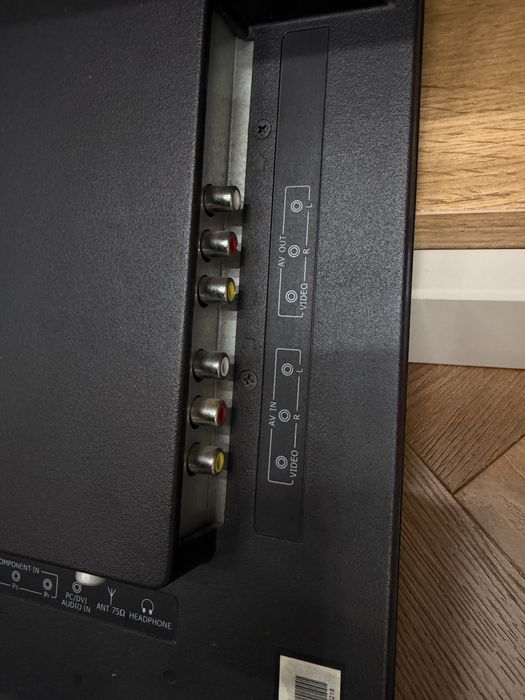 Продам телевизор Hisense