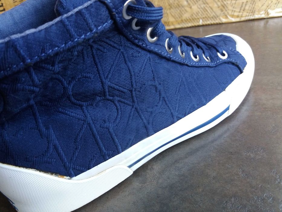 дамски кецове,гуменки,спортни обувки,маратонки,CALVIN KLEIN,37,момиче