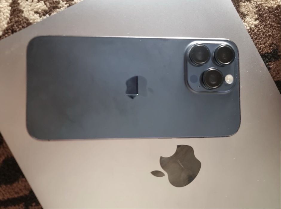 Iphone 15 pro max sotiladi elonni oqib keyin yozing !!!