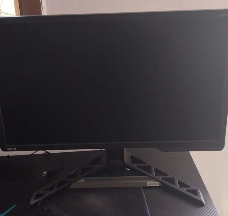 Геймърски монитор BenQ Lenovo