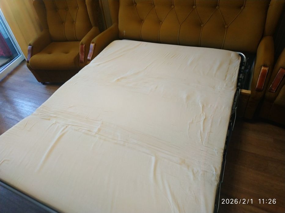 Диван и кресла .