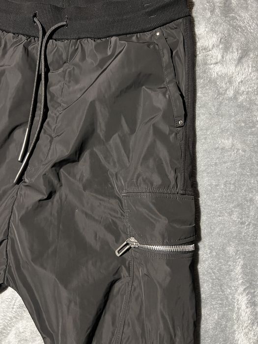 Pantaloni Made By Society