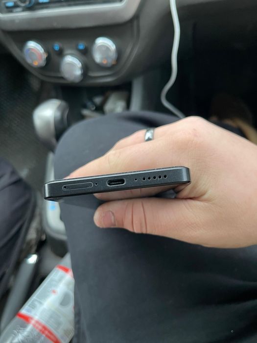 Продам поко х7 про 8/256