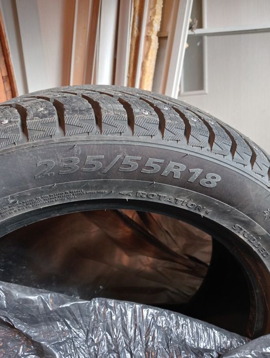 Продам шины 235/55/18