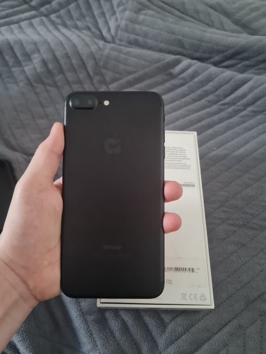 Айфон 7+ акб 100% 32гб