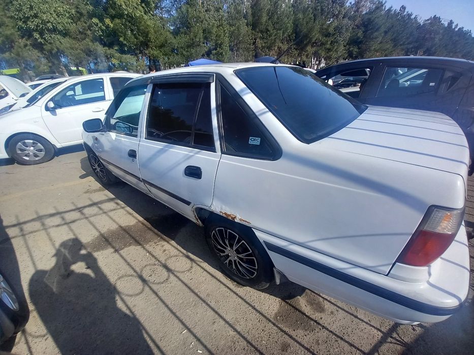 Nexia 1 sonc 2006 narxi kelishiladi kami bor