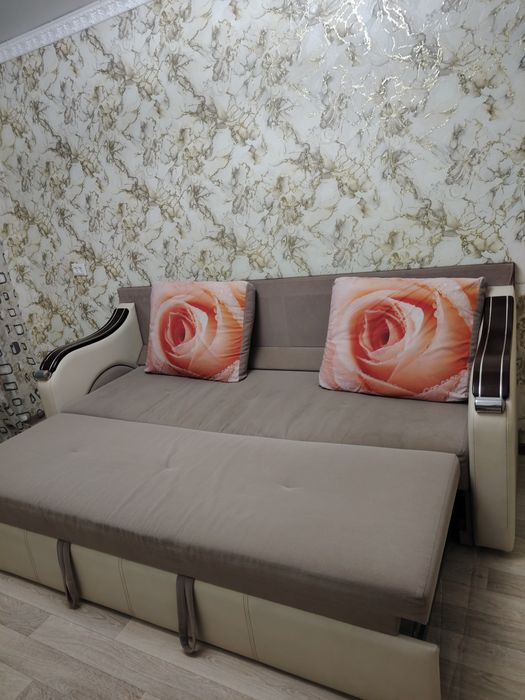 Продам диван 25.000