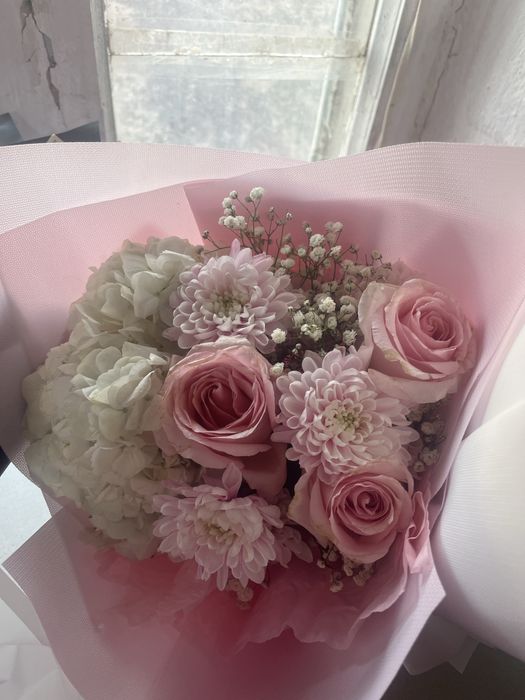 гүлдер сатылады,