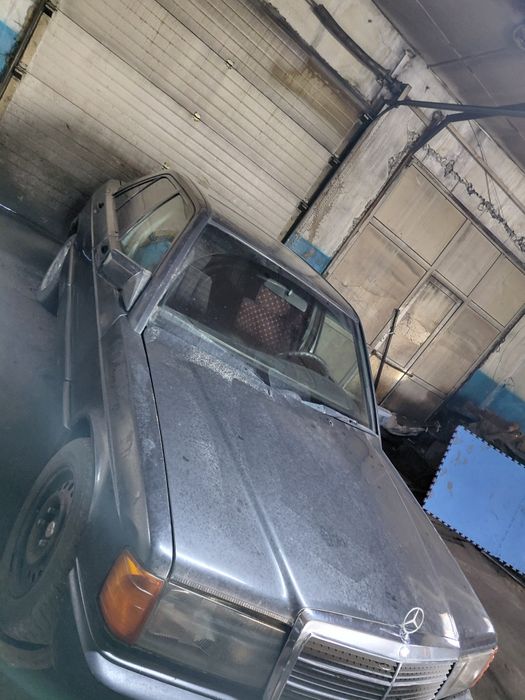 Продам автомобиль мерседес 190