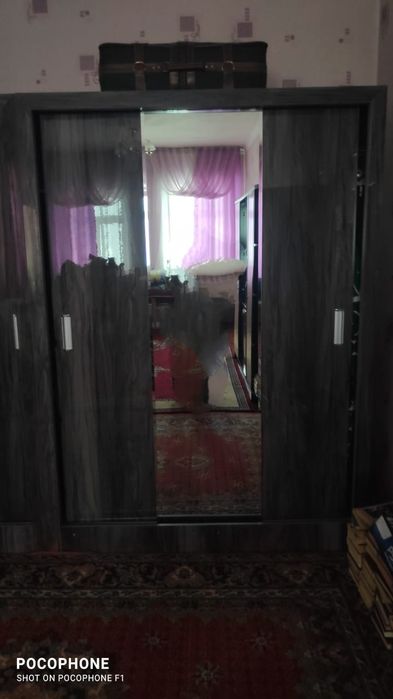 Горка для посуды светлая и 2 шифоньера-купе акрил