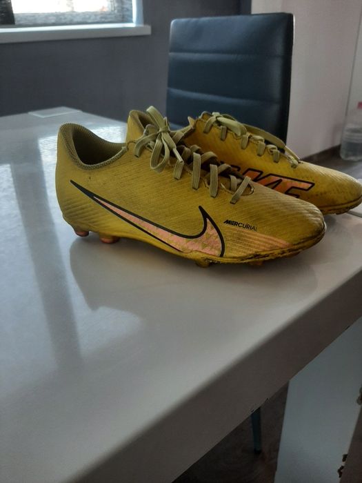 Бутонки nike 36 номер