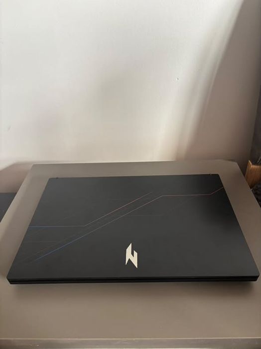 Геймърски лаптоп Acer Nitro V 15 / RTX 4050 / Core 7 / 16GB RAM / 1TB SSD / 165Hz