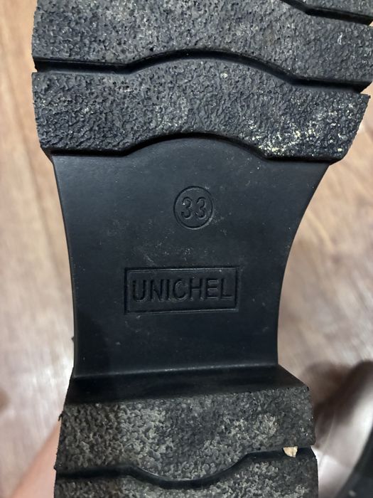 Ботинки для девочки