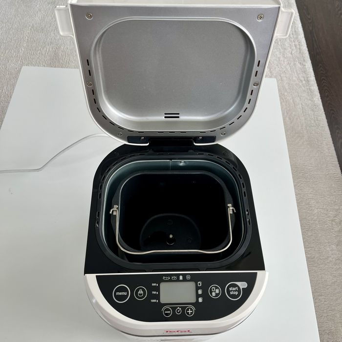 Masina de paine Tefal Pain Dore, 700W, 1kg, 12 programe