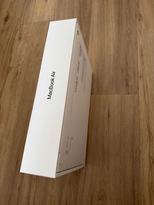 Macbook AIR 13 inch, 512 GB, 24 GB RAM,Sigilat