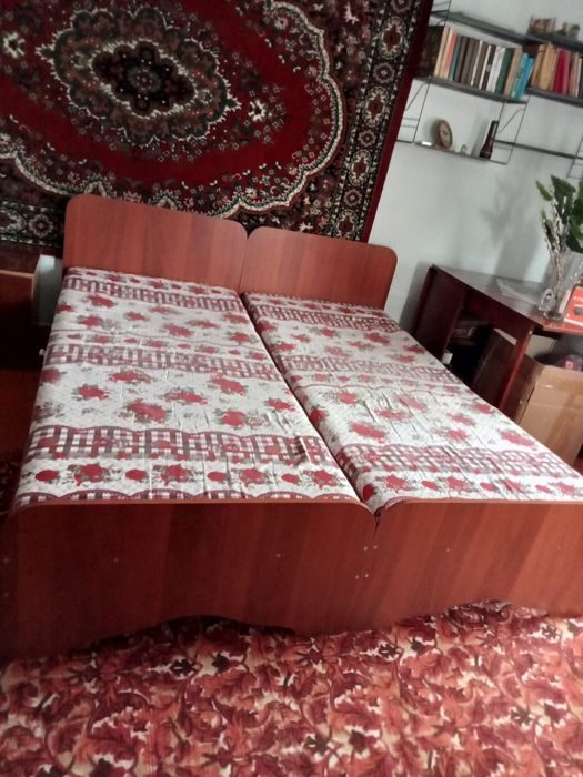Продам кровать 2×90