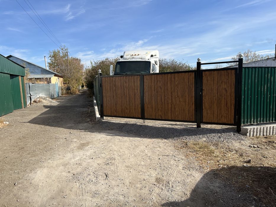 Забор ограждения эвро штакетник