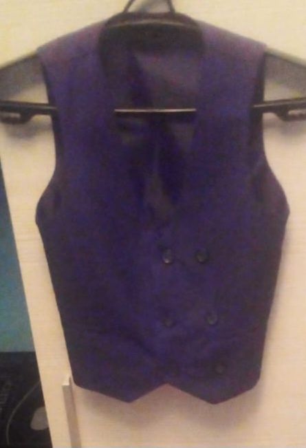 Продам школьную тройку